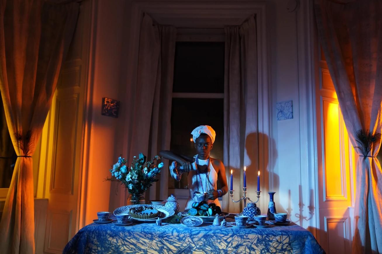 Sekai Machache, A Hint of Blue 2 (2021), The Women's Art Collection